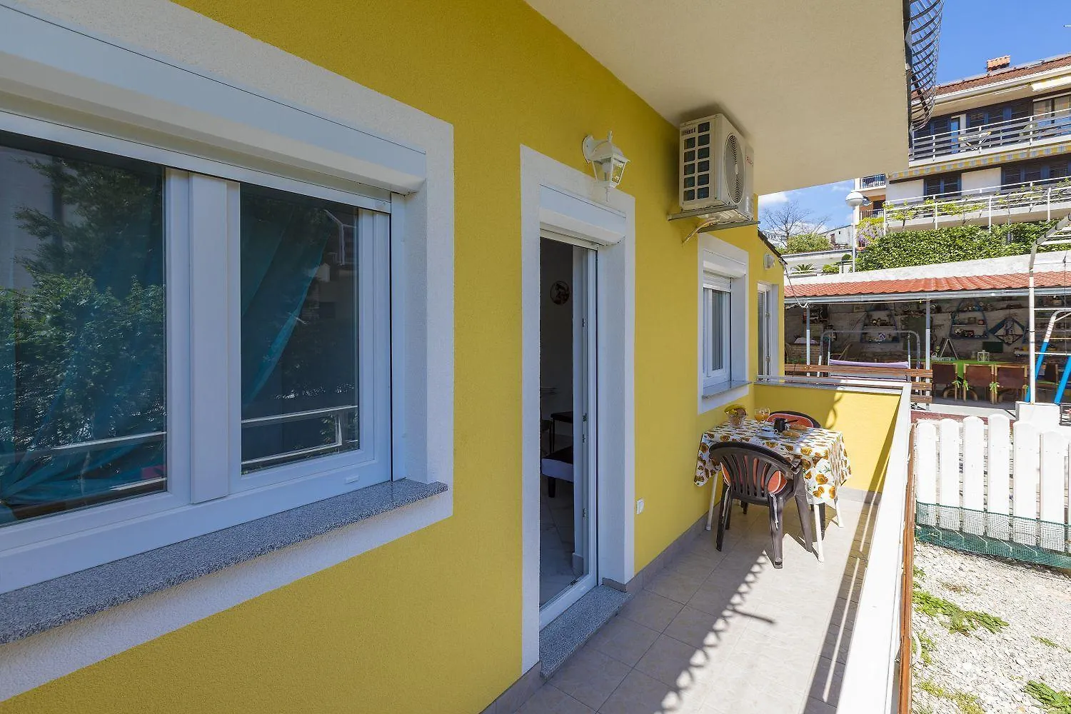 Hundefreundliches Apartment Mit Bbq, Privatem Balkon Und Nur 700 Meter Zum Strand Crikvenica